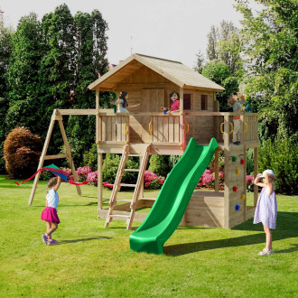 Drewniany plac zabaw z domkiem Galaxy Sunshine Fungoo z zieloną zjeżdżalnią i huśtawką na trawie