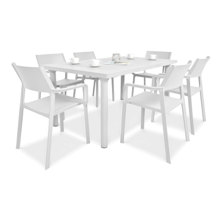 zestaw białych mebli jadalnianych do restauracji