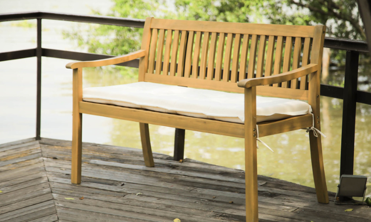 Drewniana ławka do ogrodu z poduszką ALNES Teak Look