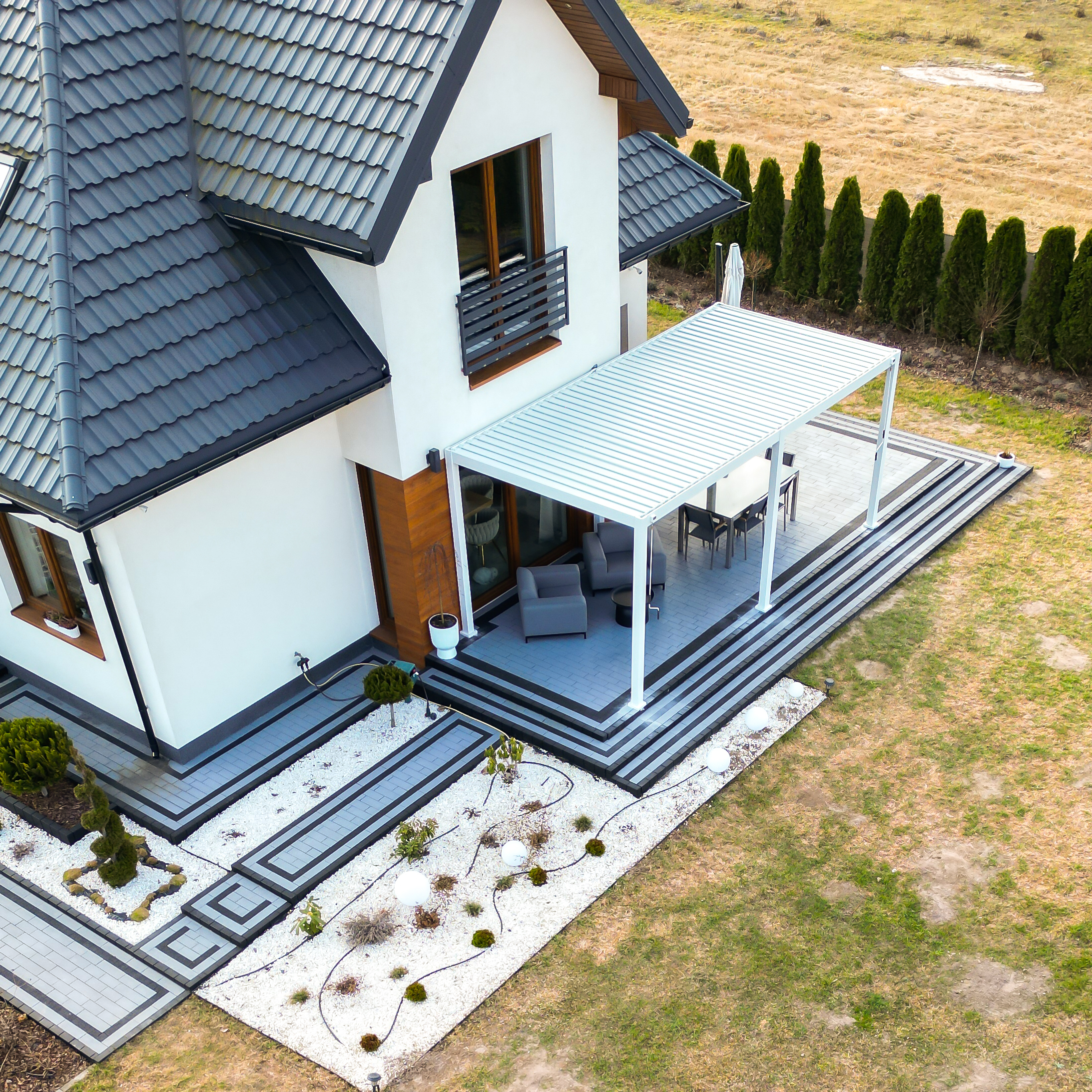 Solidna pergola tarasowa 3x6 Premium White - GUTROOF zdjęcie realizacji 5