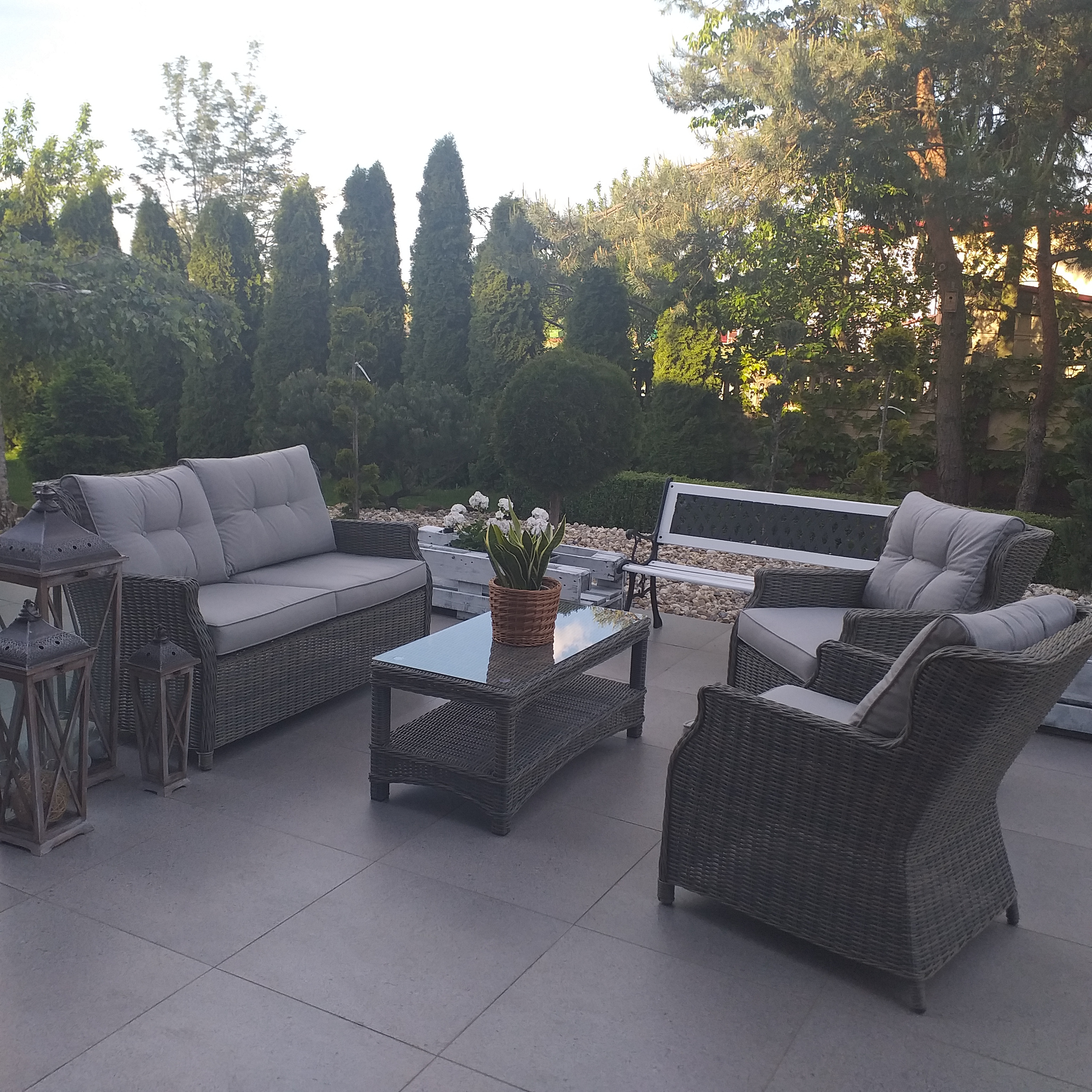 Meble z technorattanu TRIVENTO 2 Stone Grey zdjęcie realizacji 2