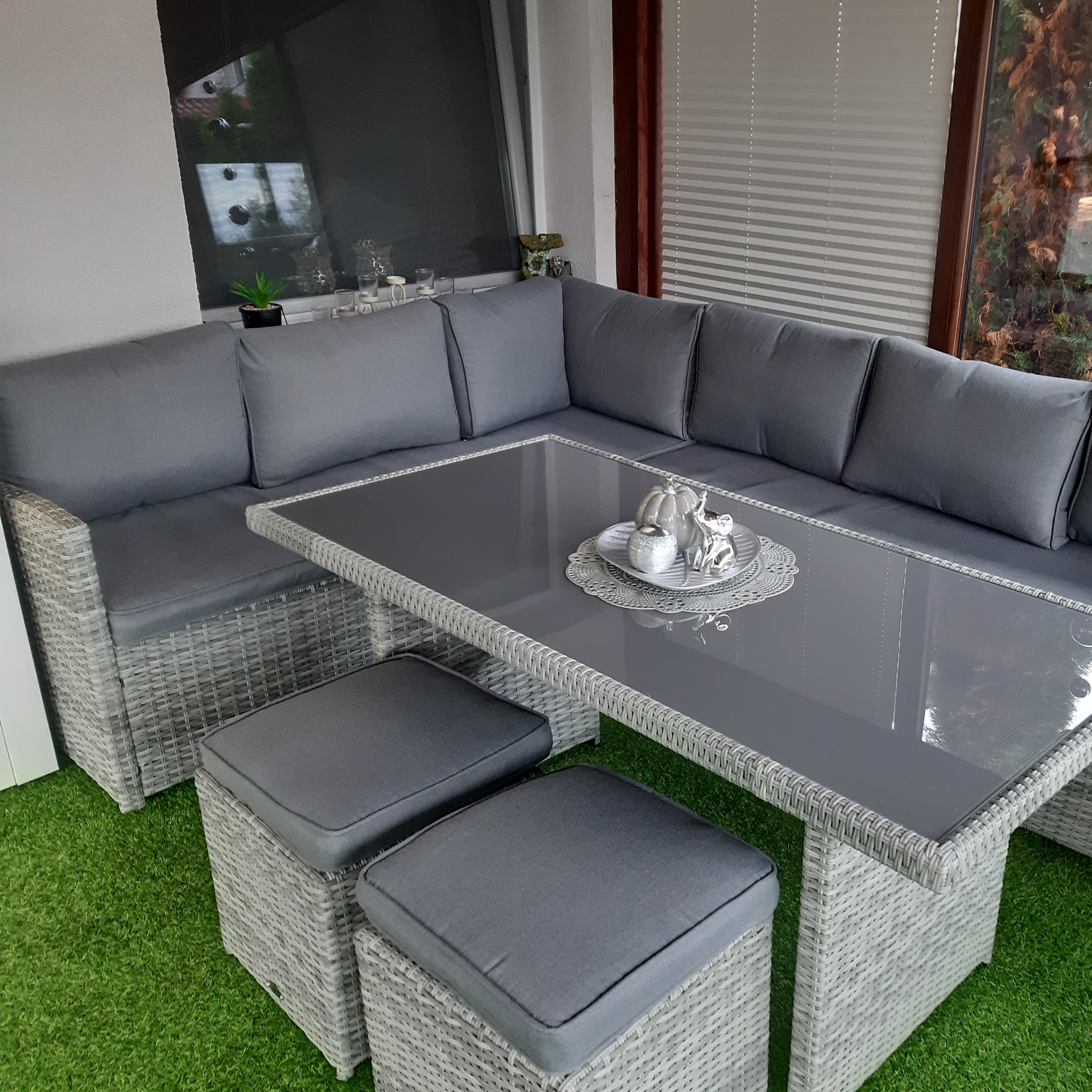 Narożnik technorattanowy SALO + PUFY Stone Grey zdjęcie realizacji 4
