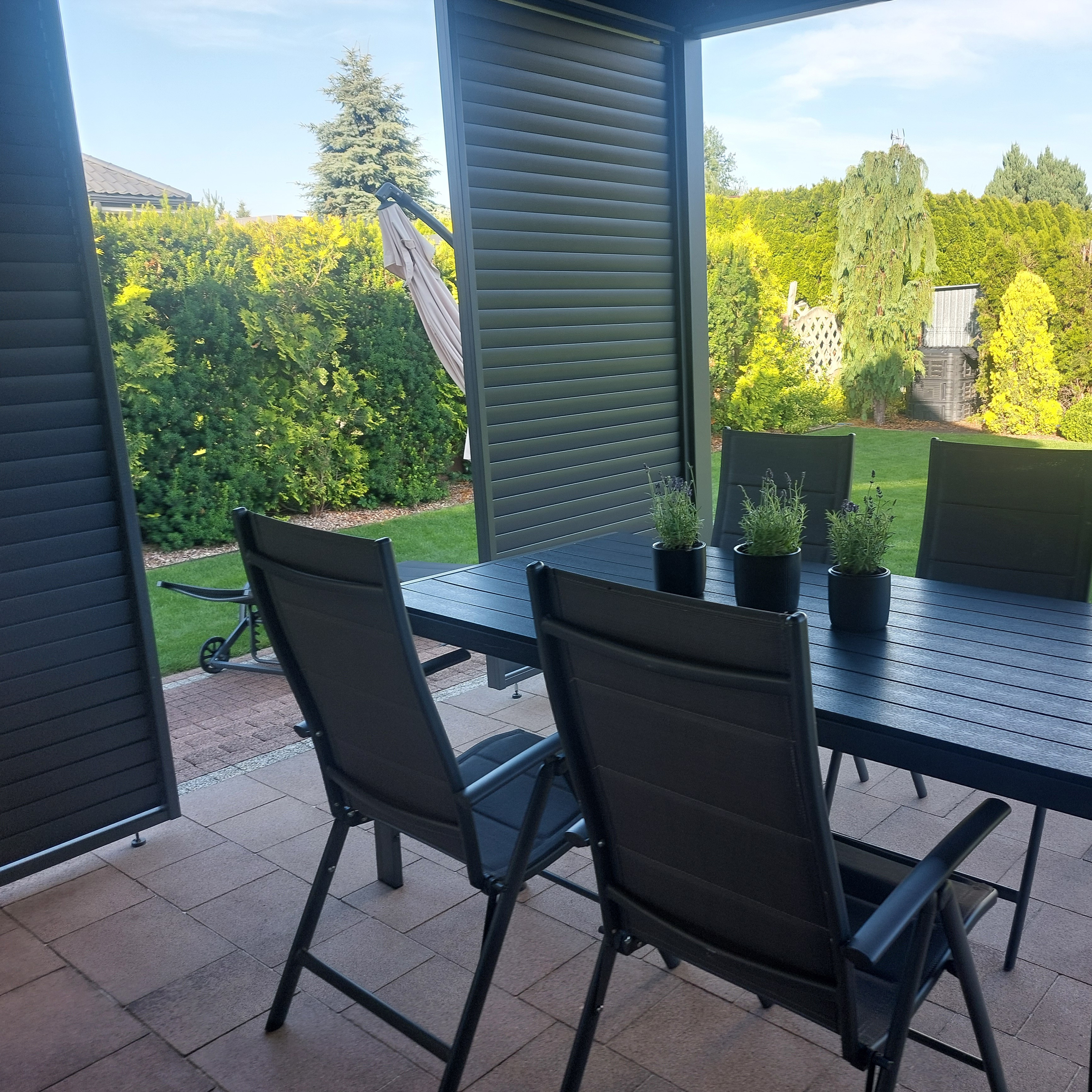 Pergola tarasowa DELUXE Automatic + LED 3,6x6 Anthracite - Gutroof zdjęcie realizacji 1