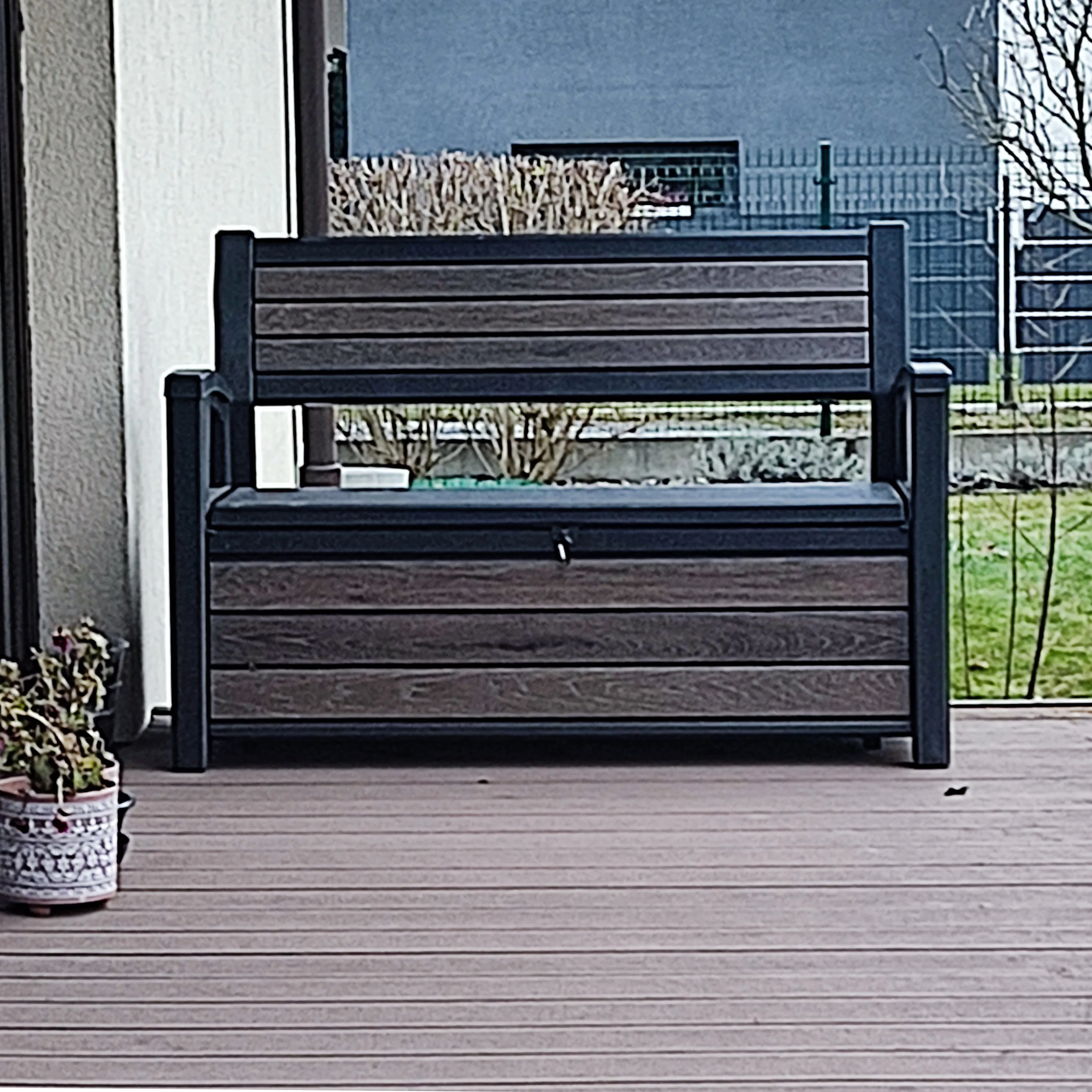 Skrzynia/Ławka Keter Deco Garden 227L Walnut zdjęcie realizacji 4