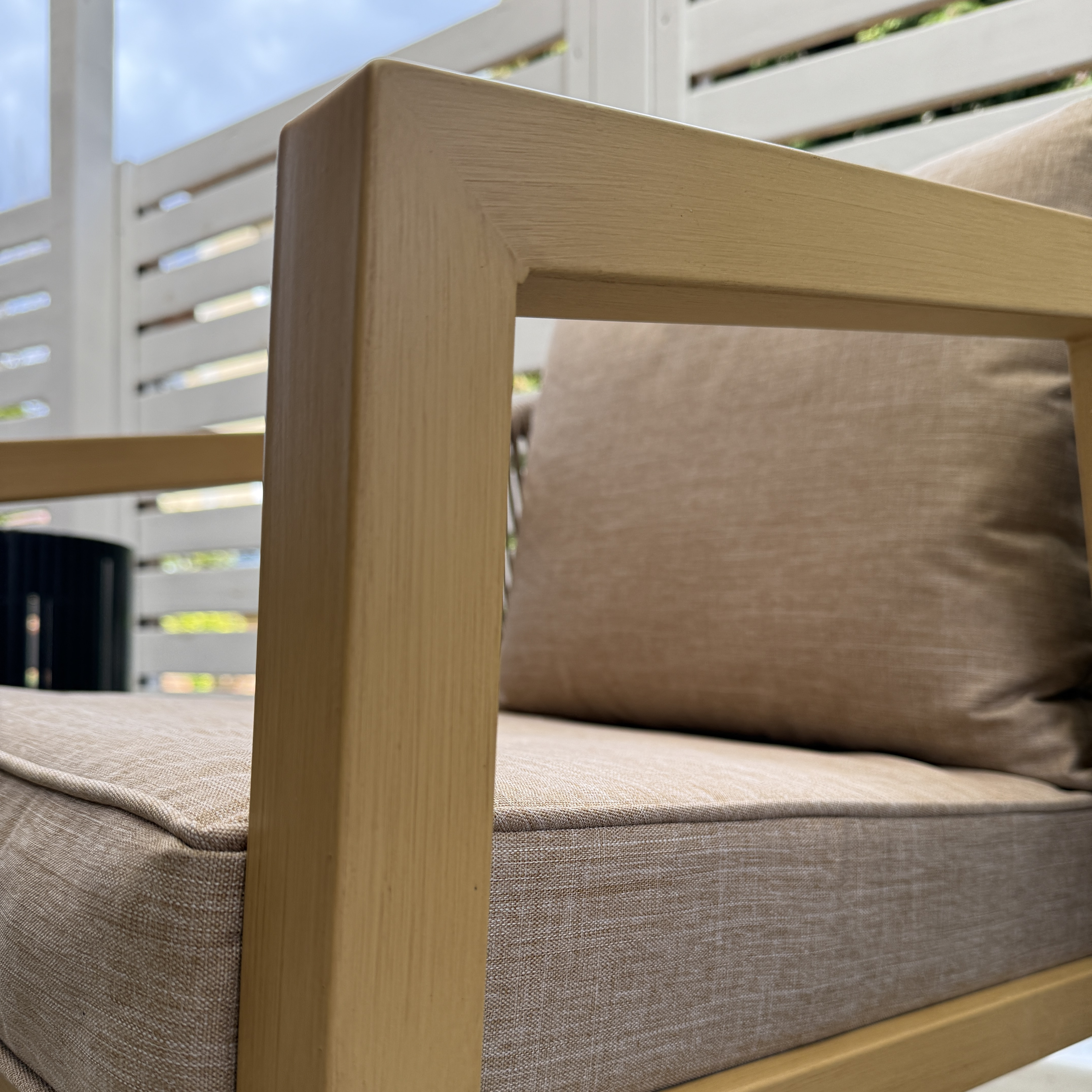Zestaw ogrodowy LOARA CAFFE MAX WOOD LOOK - Bjørkka zdjęcie realizacji 4